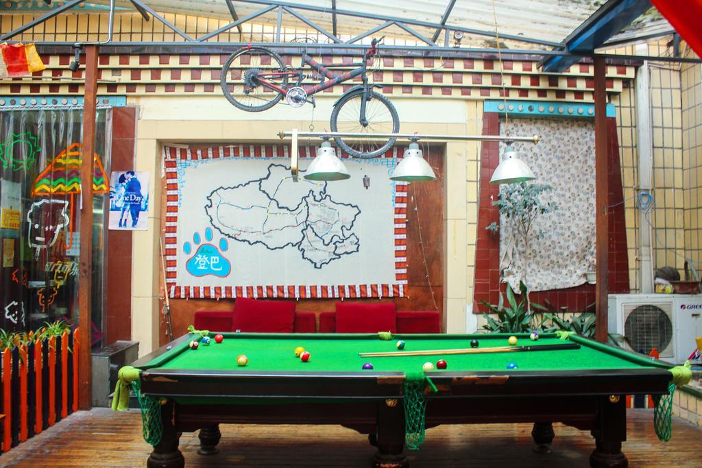 Dengba Hostel Chengdu Branch Exterior foto